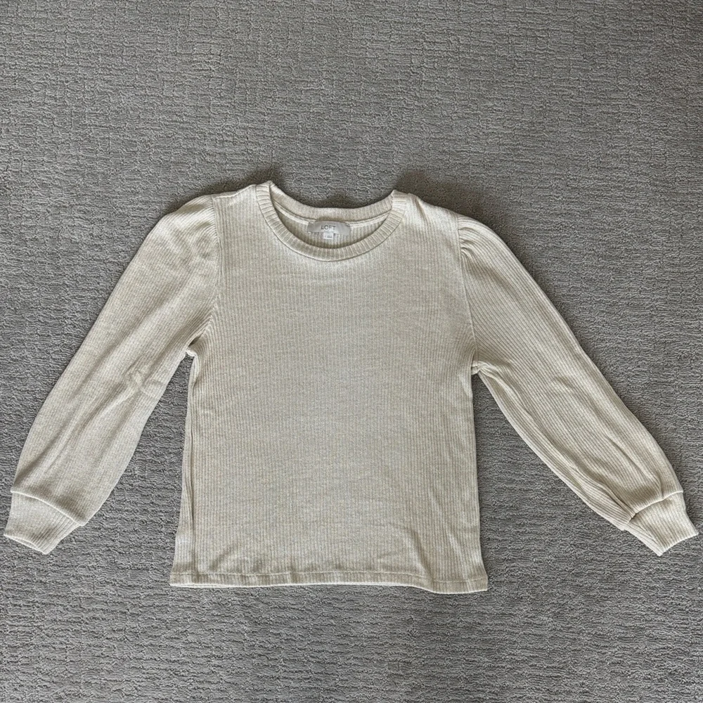Sweater - Picture 1 of 3